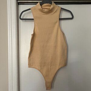 Mono B Ribbed Mockneck Tank Bodysuit (Peach/Cream) – Brand New, Size L